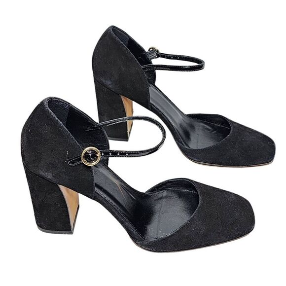 Whistles   - Picture 2 of 14